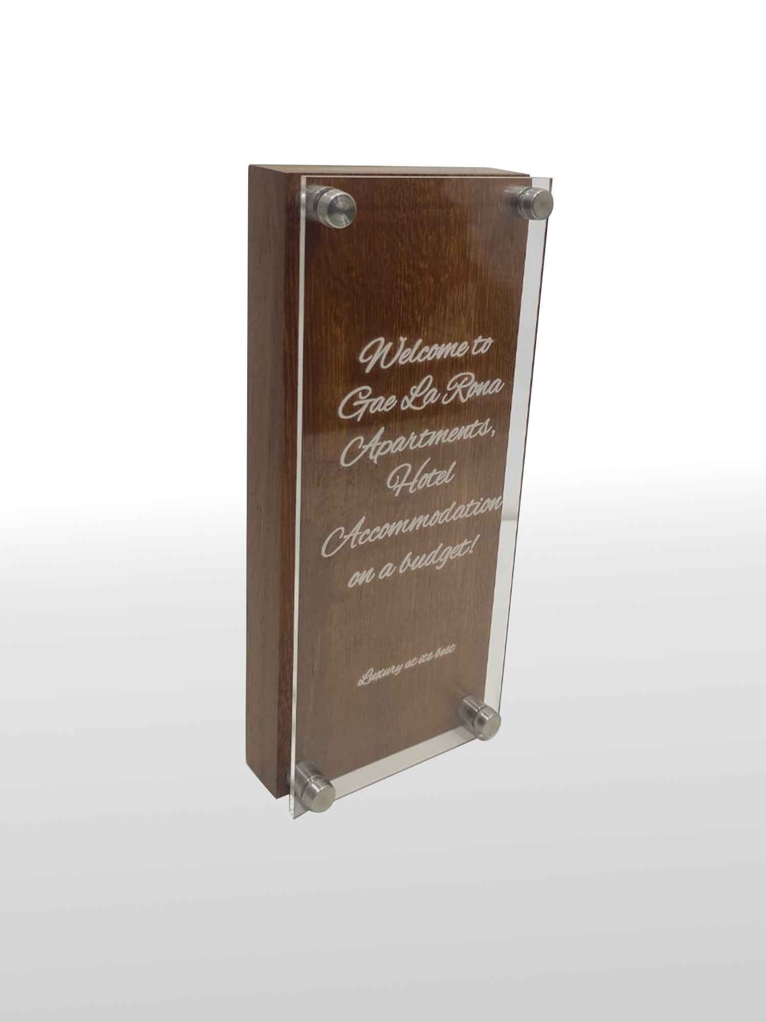 Customized Wooden and Acrylic Memento for Office