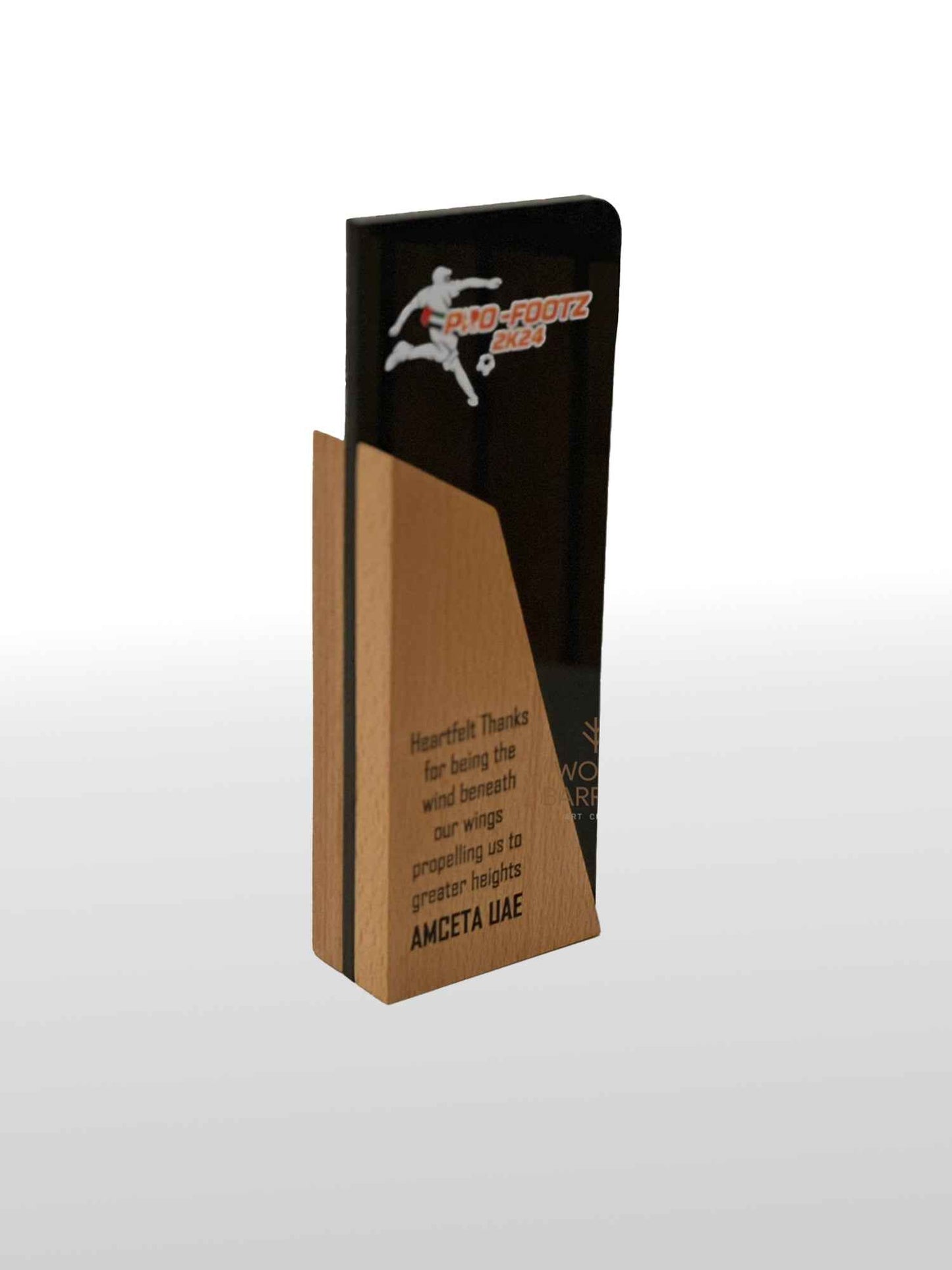 Exquisite Wooden and Acrylic Trophy: Handcrafted Excellence from UAE