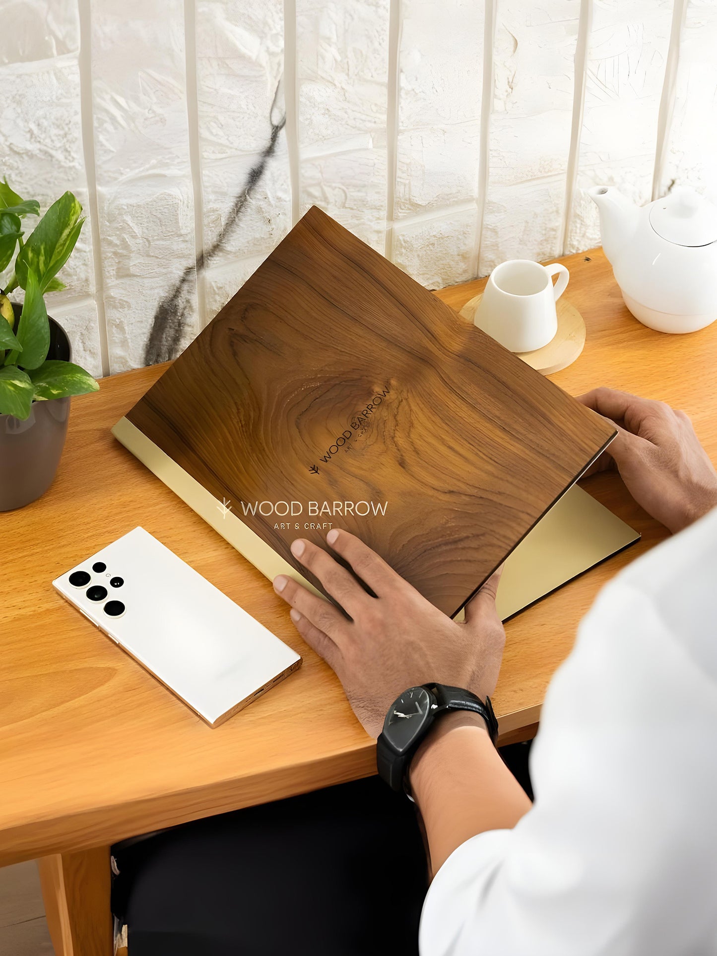 Wooden Folding Menu Holder