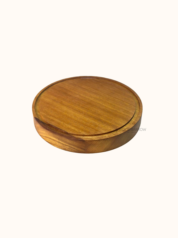 Round Cutting Board with Groove